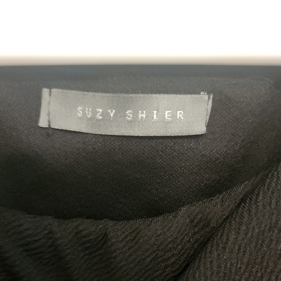 Suzy Shier Elegant Black Off-Shoulder Mini Dress - Picture 4 of 4